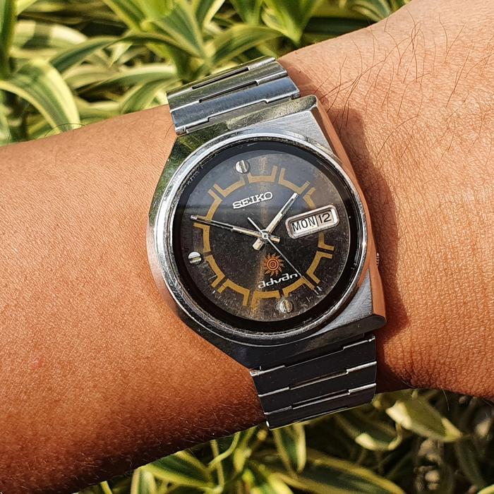 Ori 70s Seiko Advan 6106-7550 automatic day date D-Shape Giugiaro oris