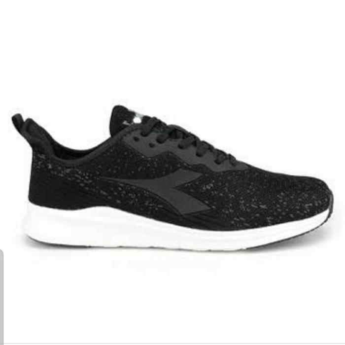 sepatu diadora original ZELINDO DIARU91201BK