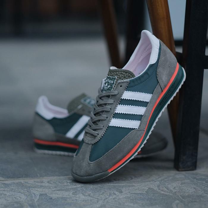 Sepatu Sneakers Casual Original ADIDAS SL72 IN RAW GREEN WHITE ORANGE