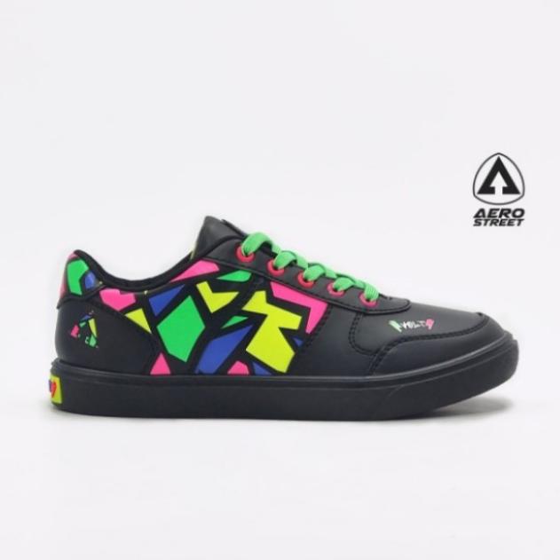 aerostreet volt hitam "limitid" no 42
