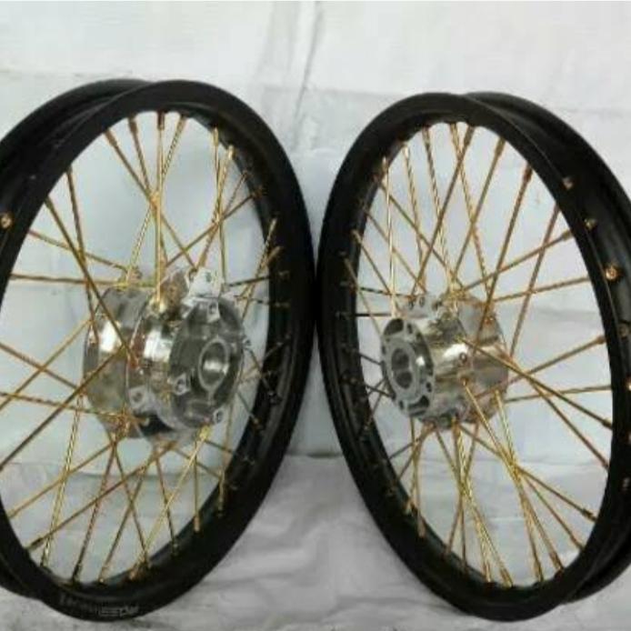 velg jari jari satria Fu satria 2 tak velg Rossi satria Motorcycle