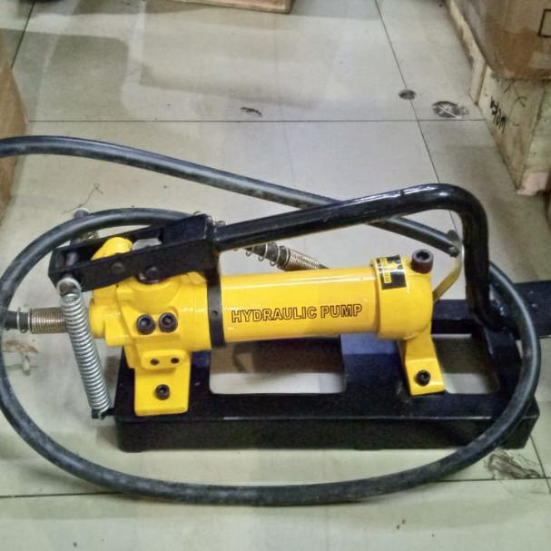 Hand Pump OPB 800 WEKA