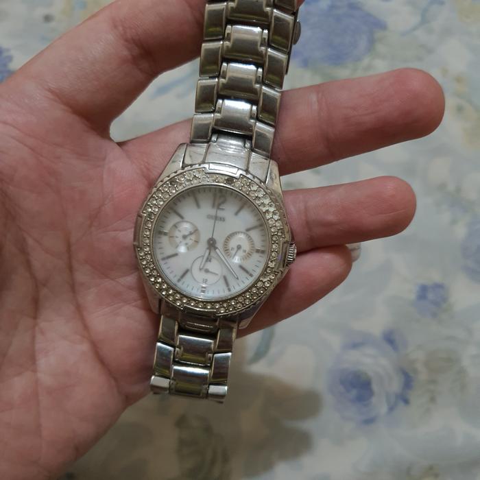 jam guess pria ori