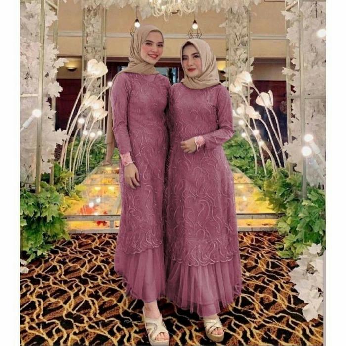 GAMIS GERALDINE TILE RUBY MUTIARA MAGENTA - KEBAYA MODERN MAXY DRESS