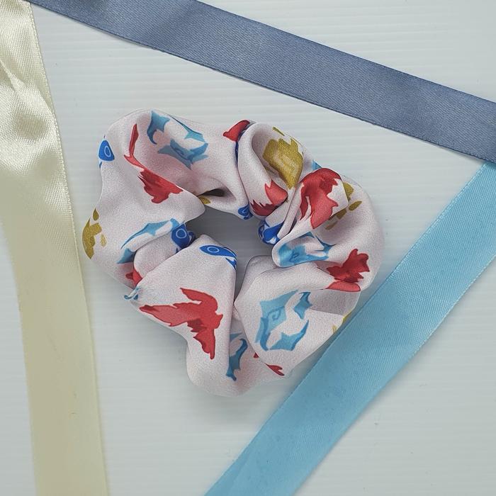 Fanmerch genshin impact scrunchie