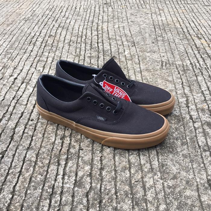 VANS ERA BLACK GUM