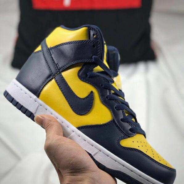 Nike Dunk High Michigan