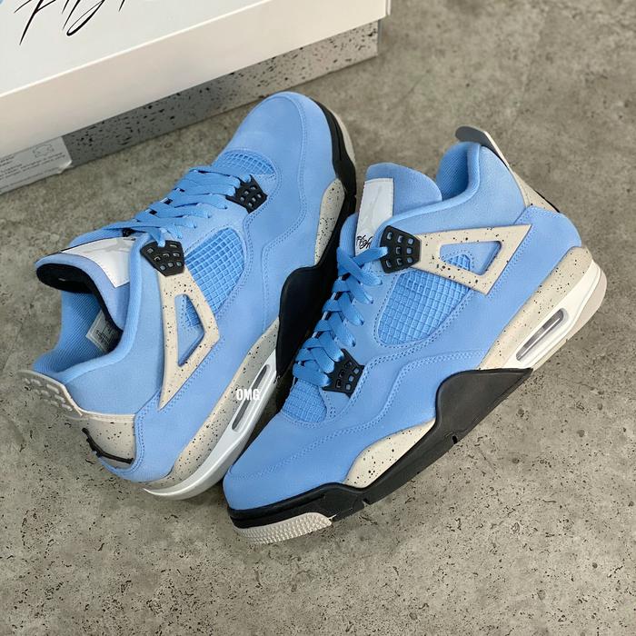 Air Jordan 4 University Blue Unc