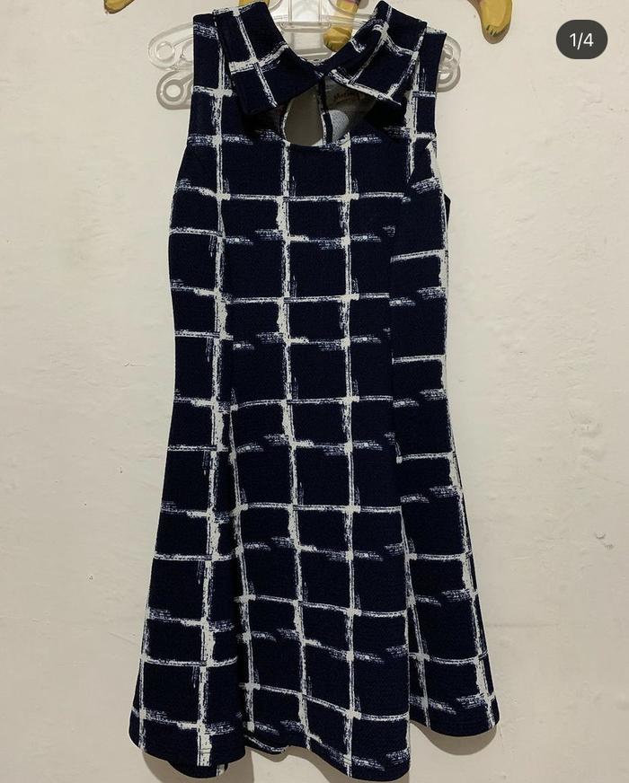 Preloved dress scuba