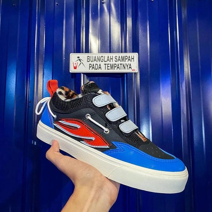 ELFAMOUS "ORACLE" LOW