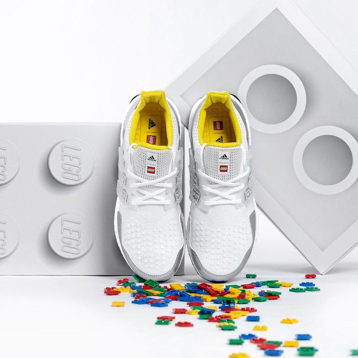 Adidas x Lego Ultraboost DNA “White/Blue”