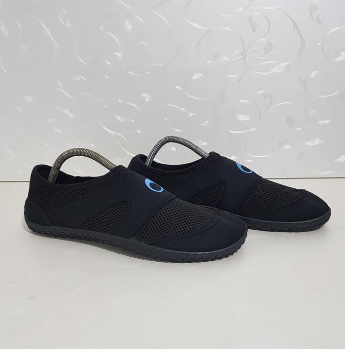 Sepatu - Decathlon Prancis Size 42 SD 42.5 SD 43 Original 100% Second