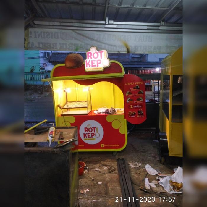 Gerobak Makanan Roti Kue Gorengan dan lainnya