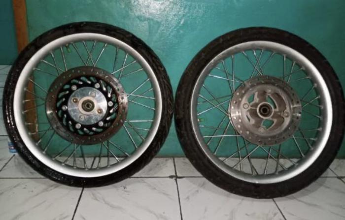 pelek motor ring 17 yoshimura