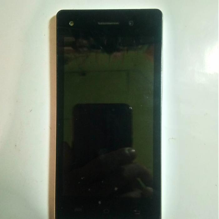 lava iris 600