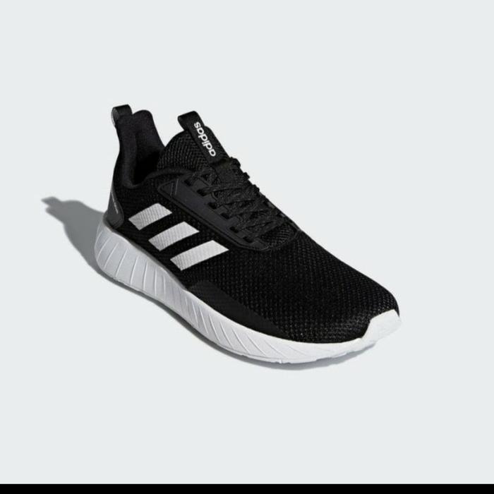 Adidas Questar Drive Size US 10.5, UK 10, EUR 44 2/3