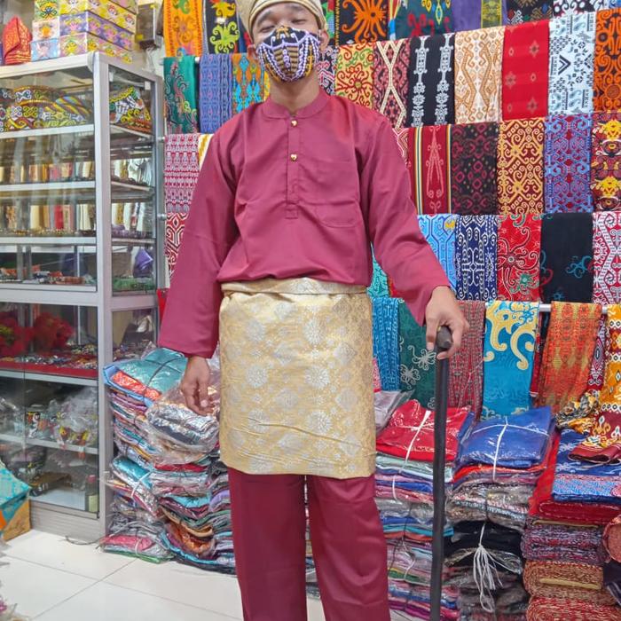 Baju Melayu Pontianak
