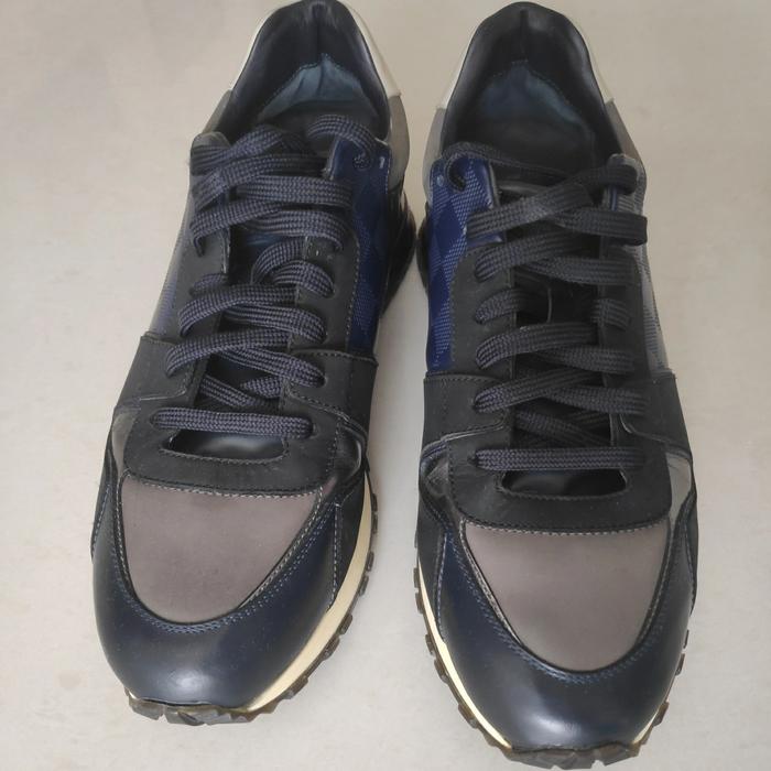 Sepatu Louis Vuitton Original