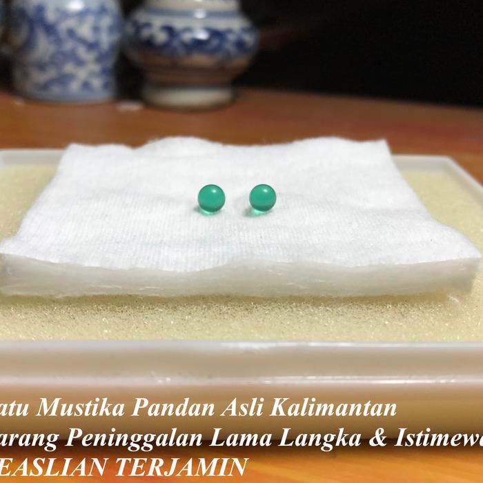 Batu Mustika Pandan Asli Kalimantan Mahar Sepasang