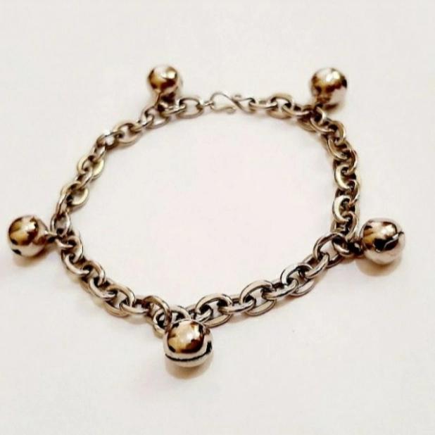gelang kaki bayi