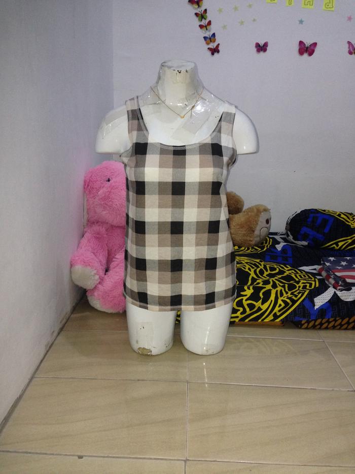 Tanktop kotak by klein plus +