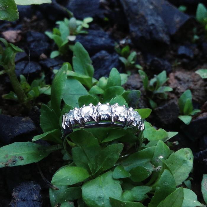 cincin emas putih listring