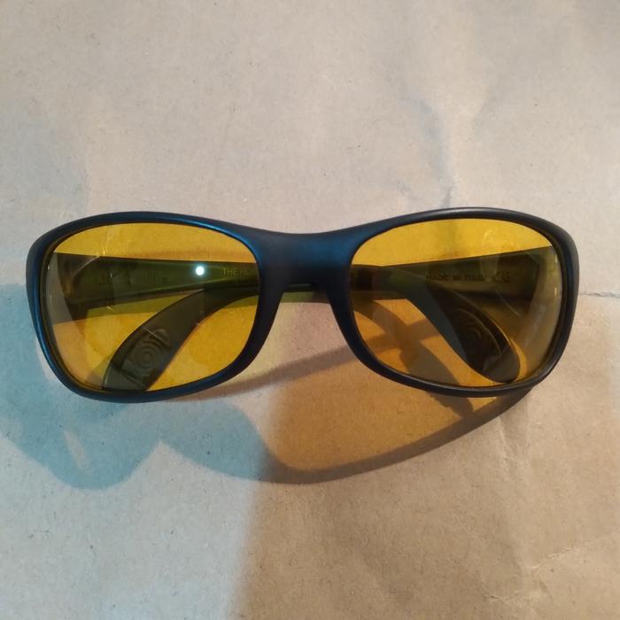 Sunglasses Pria The Hustle Killer Loop Authentic (Vintage)
