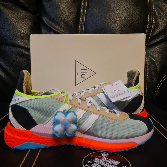 Adidas Tokio Solar Hu x Human Made "GRNTNT/LGTORC" Original BNIBWT