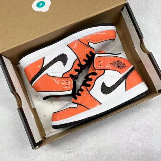 Nike Air Jordan 1 Mid Turf Orange