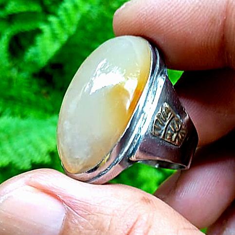 batu cincin pandan