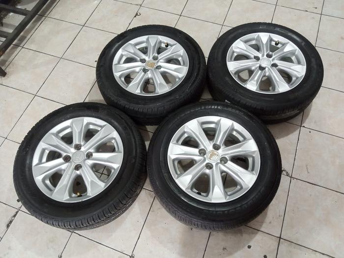Velg Second Jazz Ring 15 PCD 4x100 ET50 Dan Ban Achilles 185 65 R15