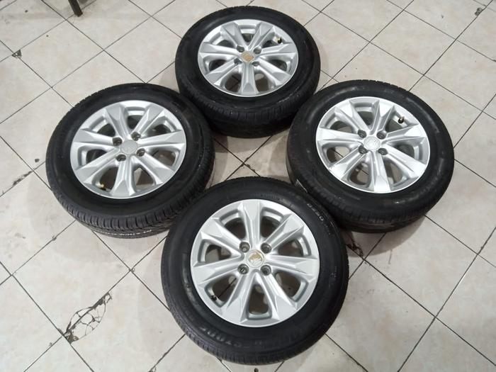 Velg Mobil Bekas Jazz R15 + Ban Achilles 185 65 R15