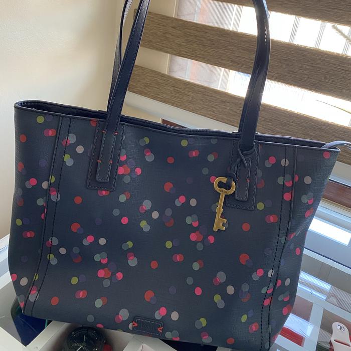 fossil preloved sold