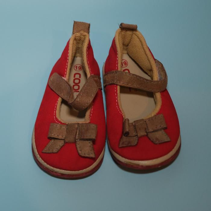Sepatu anak perempuan merk cool kids