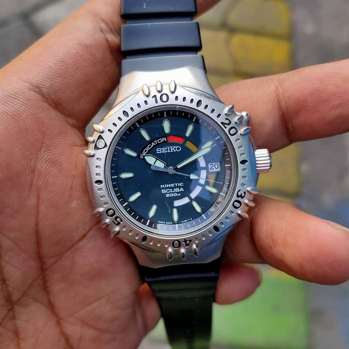 JAM TANGAN SEIKO GIUGIARO DESIGN 5M42-0F70