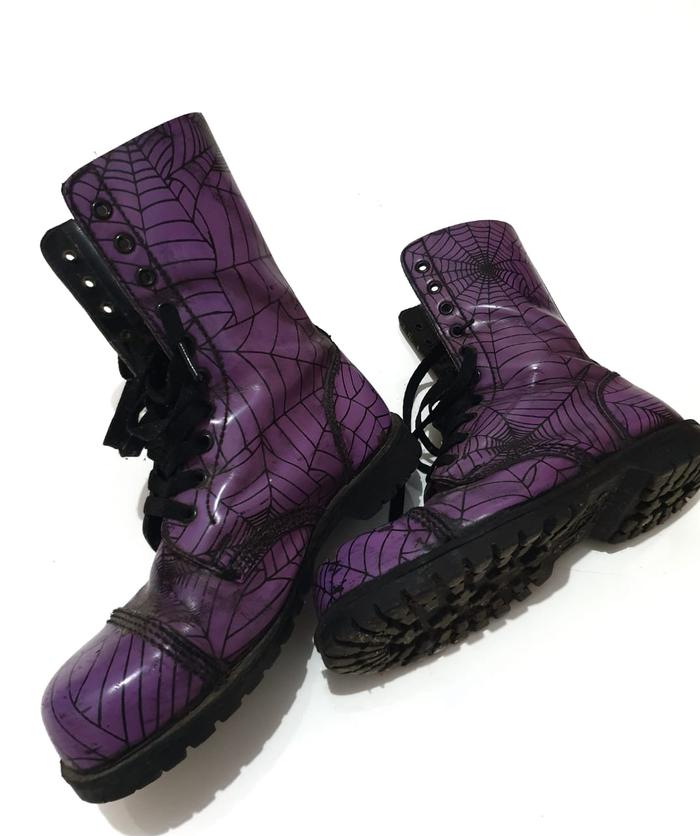 Underground shoes black purple boots