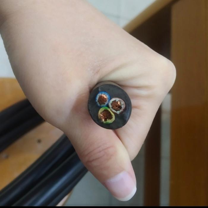 Kabel serabut nyyhy 3x6 supreme potongan eceran