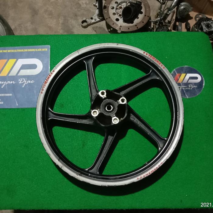 pelek beat karbu depan saja