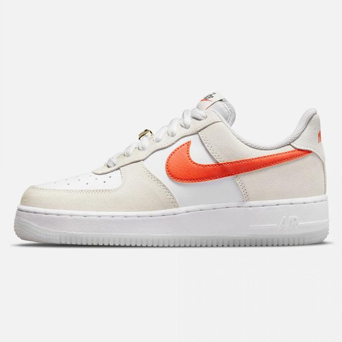 NIKE AIR FORCE 1 '07 SE LOW "FIRST USE" WHITE CREAM ORANGE ORIGINAL