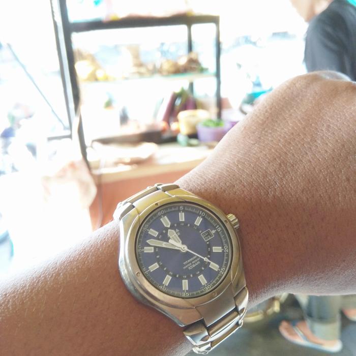 Jam tangan pria alba solar