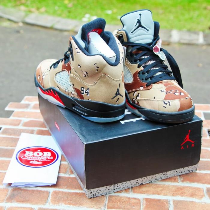 SUPREME.X Air Jordan 5 Camo