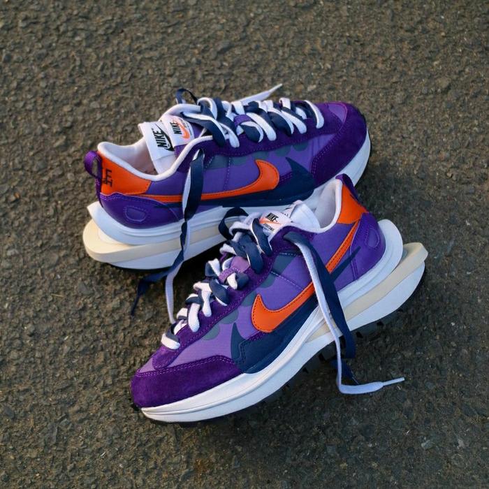 Sacai x Nike VaporWaffle "Dark Iris" DD1875-500