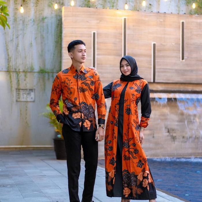 batik couple lamaran