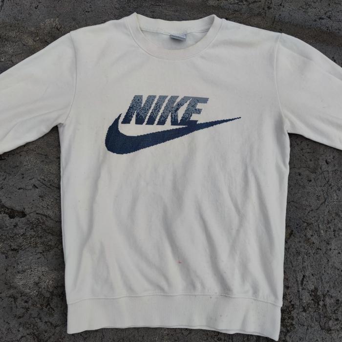 Crewneck Nike size : M (thrift)