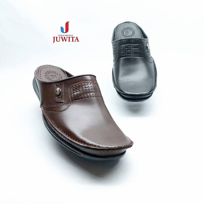 Sepatu sandal bustong kulit pria merk Scotlando