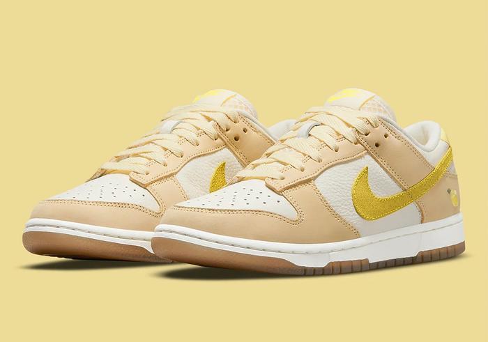 Nike Dunk Low "Lemon Drop"