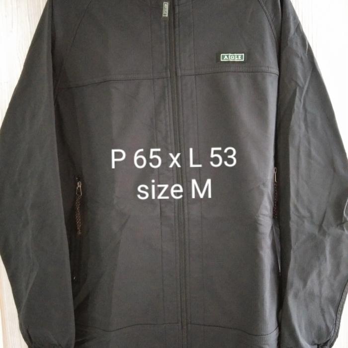 jaket outdoor AIGLE