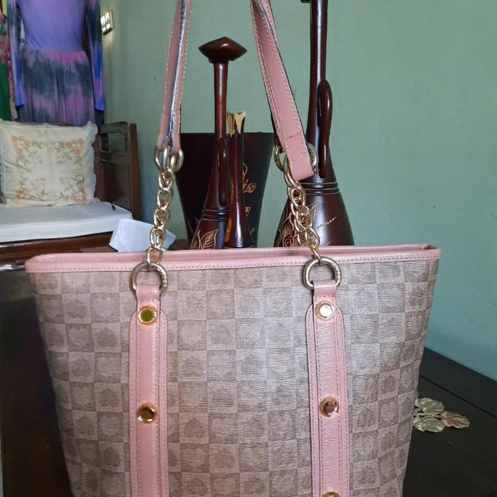 Tas Wanita Branded Second Lovcat Tas Selempang