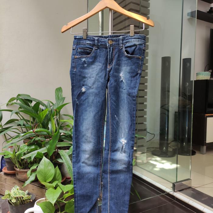 Preloved jeans Stradivarius USA 2 EUR 34 jeans cewe second