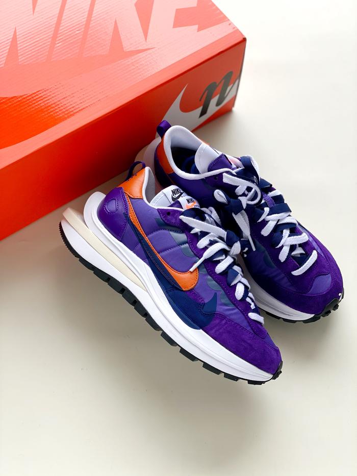 Sacai x Nike Vaporwaffle Dark Iris